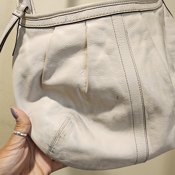 COACH Vintage White Leather Hobo Bag - Picture 9 of 16